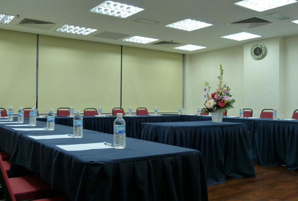 Travelodge Chinatown Κουάλα Λουμπούρ Εξωτερικό φωτογραφία